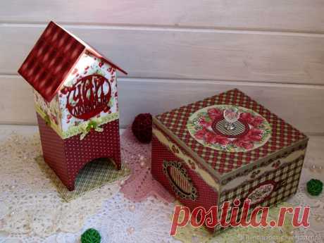 Чайный набор. Сладкая клубника купить в интернет-магазине Ярмарка Мастеров по цене 3100 ₽ – I9XP7RU | Домики, Москва - доставка по России Чайный набор. Сладкая клубника. в интернет-магазине на Ярмарке Мастеров. Чайный набор. Сладкая клубника.
В набор входит домик для чайных пакетиков и конфетница. Этот набор для чайной церемонии, не только функциональная и удобная вещь, но и настоящее украшение Вашей кухни. Он станет замечательным и оригинальным подарком на любой праздник.