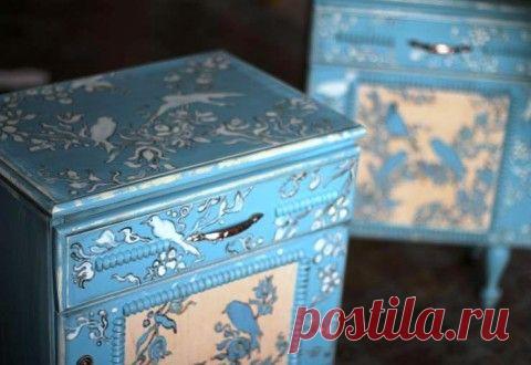 Расписываем бабушкин сундук, шкаф, стол и тумбочку краской по мебели