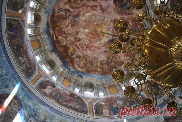 В Мышкине, посещение Успенского собора