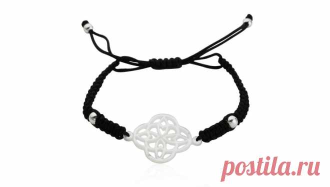 BRACELET REF:R840201
Silver 925 / Silk / Nacre
19 €