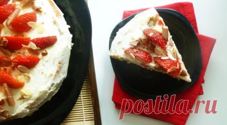 Пирог с клубникой и белым шоколадом - ПУТЕШЕСТВУЙ ПО САЙТУ. Ореховый пирог с кремом из маскарпоне и белого шоколада и клубничной начинкой. ИНГРЕДИЕНТЫ масло сливочное 50 г мука 100 г яйца 4 шт. сахар 125 г ваниль молотый фундук (или миндаль) 50 г разрыхлитель 1/2 ч.л. цедра лимона 1 шт. клубника 600 г крем: сахар 50 г цедра и сок […]