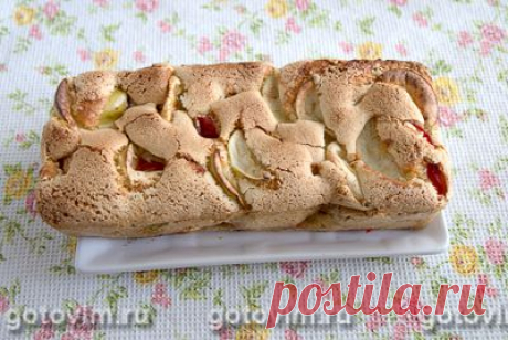 Быстрый заливной кекс с алычой и яблоками. Рецепт с фото / Готовим.РУ