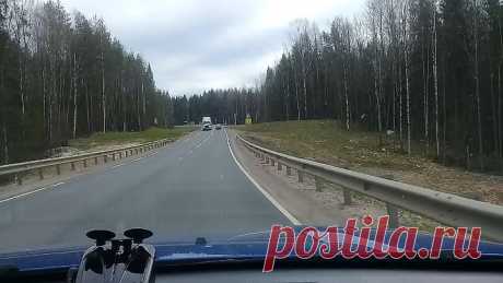 Дорога в сторону Девятин из Вытегры. Вологодская обл.май 2020г
