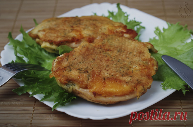 Куриные отбивные с сыром - рецепт на сковороде с фото Предлагаю вам рецепт простого и быстрого второго блюда из куриного филе. Куриные отбивные с сыром легко готовятся на сковороде и получаются очень вкусными, нежными и сочными.