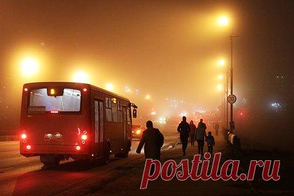 Российский город оказался затянут дымом из-за пожара на мусорном полигоне. На мусорном полигоне в Республике Коми произошел пожар. Город Воркута оказался затянут дымом, который держится в воздухе на протяжении трех недель. 27 декабря на полигоне коммунальных отходов произошло два возгорания. К настоящему моменту открытый огонь локализован, однако отходы продолжают тлеть.