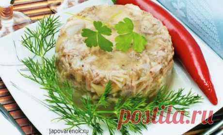 Холодец с куриными потрохами Как приготовить холодец? Предлагаем вам рецепт холодца из говяжьих ножек и куриных потрохов. Холодец...