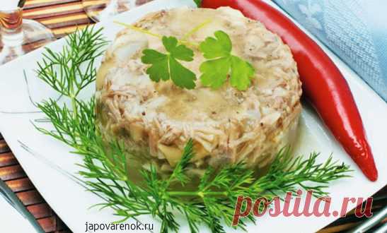 Холодец с куриными потрохами Как приготовить холодец? Предлагаем вам рецепт холодца из говяжьих ножек и куриных потрохов. Холодец...