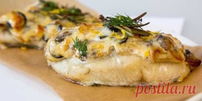 РЫБА С ШАМПИНЬОНАМИ И СЫРОМ