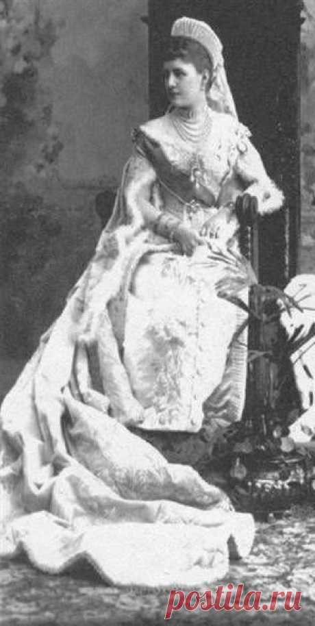 Великая княгиня Александра Георгиевна.