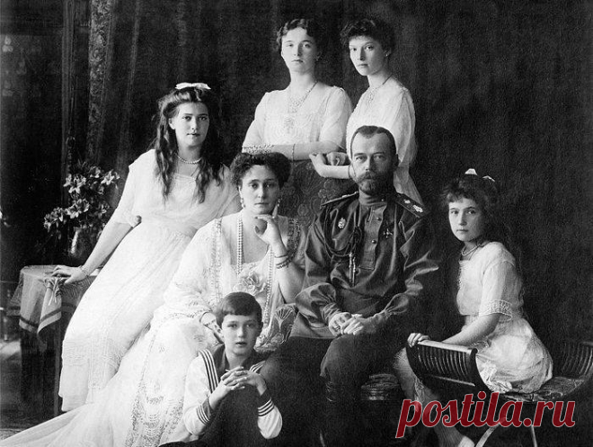 Императрица Ольга Как известно, на престоле Российский империи было четыре женщины – Екатерина I, Анна Иоанновна, Елизавета Петровна и Екатерина II. Но могла быть и пятая. В 1900 году царь заболел тифом. Положение монарха было настолько плачевным, что он всерьез рассматривал возможность передачи престола своей старшей дочери Ольге, которой к тому моменту было пять лет. Тем не менее царь выздоровел. Но мысль о дворцовом перевороте в пользу Ольги, которая будет управлять государством вместо…