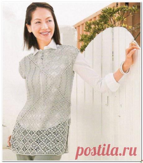 Бежевый топ крючком.