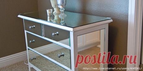 До чего ж прелестная вещица, этот комодик!