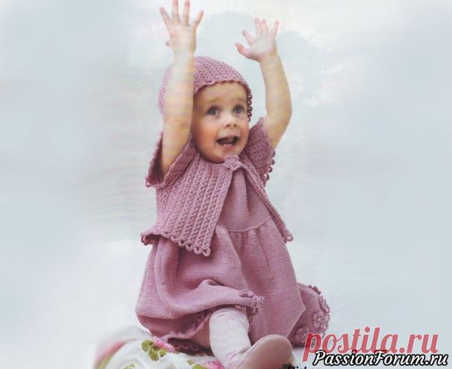 Комплект: платье, болеро и шапочка для маленькой девочки