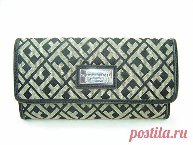 Tommy Hilfiger Women's Core Wallets Continental Wallet TH 88 Black/Cream Wallets at Amazon Women’s Clothing store: