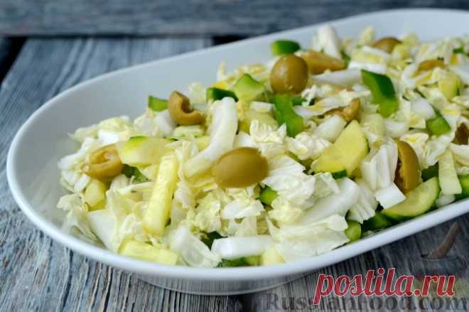 Рецепт: Салат с пекинской капустой и оливками на RussianFood.com