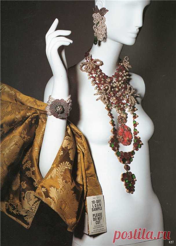 Редкие птицы моды — неукротимая и великолепная Айрис Апфель