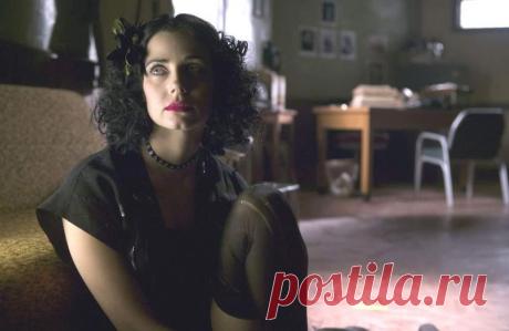 Миа Киршнер