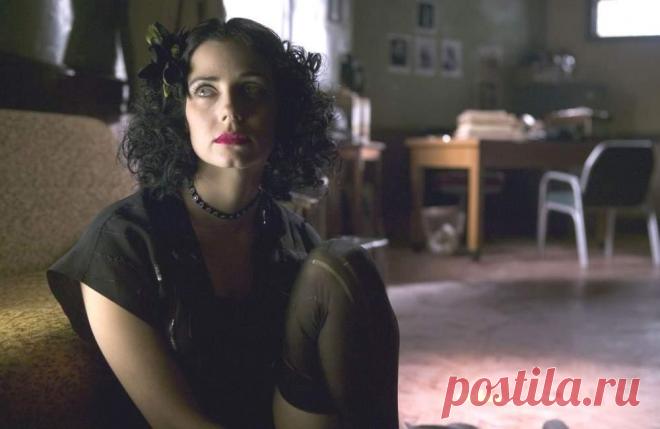 Миа Киршнер