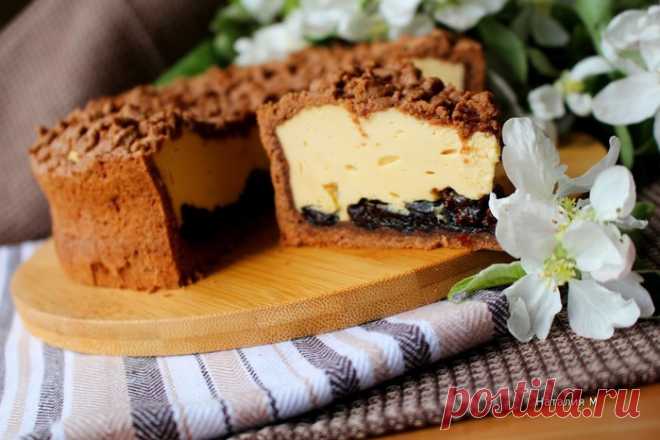 КАРАМЕЛЬНЫЙ СЫРНИК С ЧЕРНОСЛИВОМ