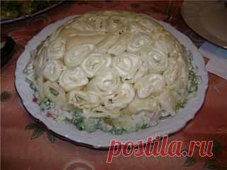 Рецепт - Салат с блинами и курицей » ВКУСНЫЕ РЕЦЕПТЫ 2015 С ФОТО. Вкусные рецепты с фотографиями на каждый день!. Рецепты салатов, рецепты первых, рецепты тортов для Вас!