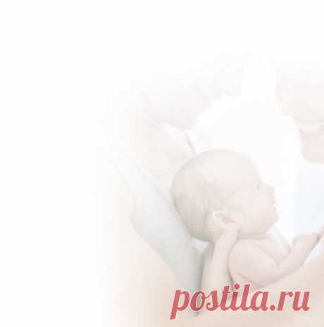 Die traditionelle Interpretation der Familie scheint heute manchmal völlig irrelevant. Moderne Kinder wachsen in völlig unterschiedlichen Familien auf. Möglicherweise haben sie nur einen Vater und keine Mutter, oder sie haben zwei Mütter und keinen Vater in der Familie. Verschiedene Variationen sind möglich und das überrascht insbesondere in entwickelten Ländern niemanden. Solche Familien haben, genau wie traditionelle Familien, jedes Recht auf Glück und wollen auf die gleiche Weise Kinder haben