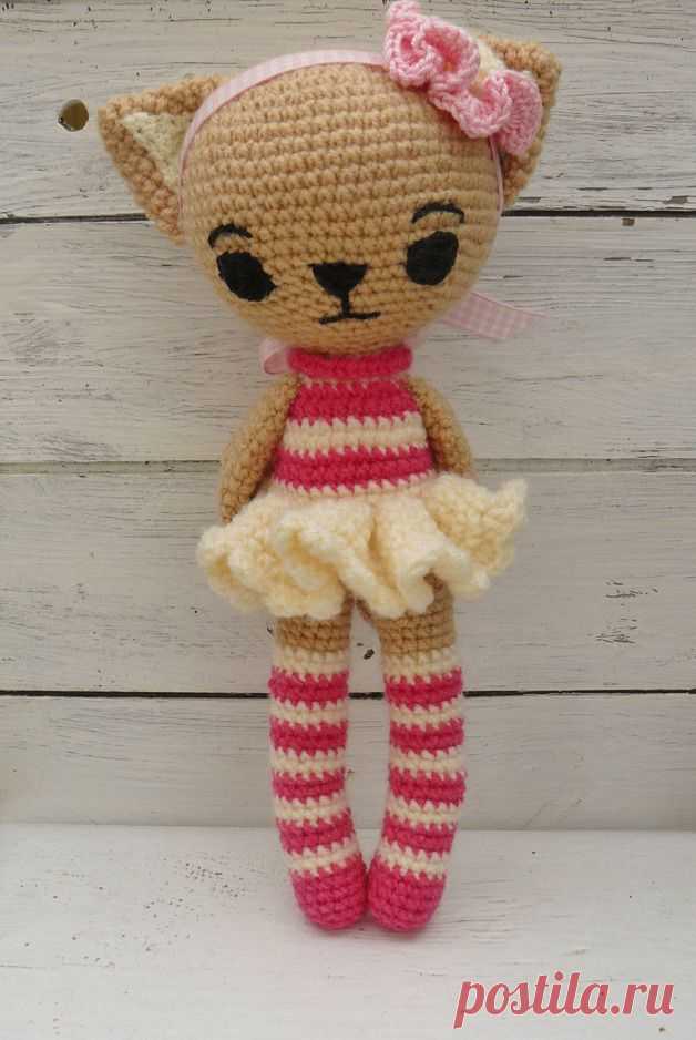 Kuscheltiere - Häkel Kätzchen Ballerina Kathy - ein Designerstück von ta-sign bei DaWanda