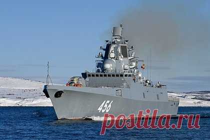 Назван самый мощный тип военных кораблей России. Военный эксперт, директор Музея войск ПВО Юрий Кнутов назвал самый мощный тип военных кораблей на вооружении у Военно-морского флота (ВМФ) России. В беседе с «Лентой.ру» специалист рассказал, что таковыми являются фрегаты, производство которых, по его словам, сейчас становится приоритетным.