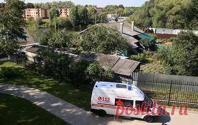 В Белгородской области при атаке дрона ВСУ пострадала чиновница. Также пострадал водитель Татьяны Рябкиной, сообщил губернатор региона Вячеслав Гладков