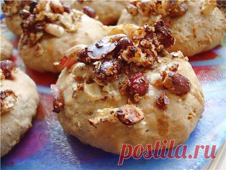 Сладости своими руками: простые рецепты орехового печенья / Простые рецепты