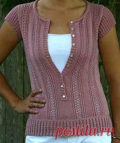 кофта с ажурной полосой.