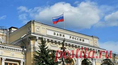«Ощутимое замедление инфляции»: Решетников сообщил о торможении роста цен в России. В России наметилось ощутимое замедление инфляции, заявил глава Минэкономразвития Максим Решетников. По его словам, на фоне поддержания высоких процентных ставок экономика сейчас вошла в период охлаждения, и рост цен на товары и услуги стал замедляться. Вместе с тем в условиях дорогих кредитов многие предприятия стали сокращать производство. В этой связи правительство рассчитывает на своевременное снижение…