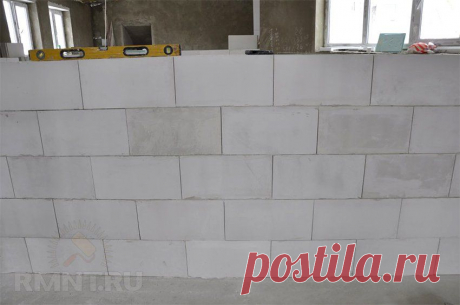 Строительство межкомнатных перегородок из пазогребневых гипсоблоков RMNT.RU