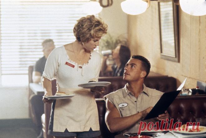 Универсальный солдат (1992)