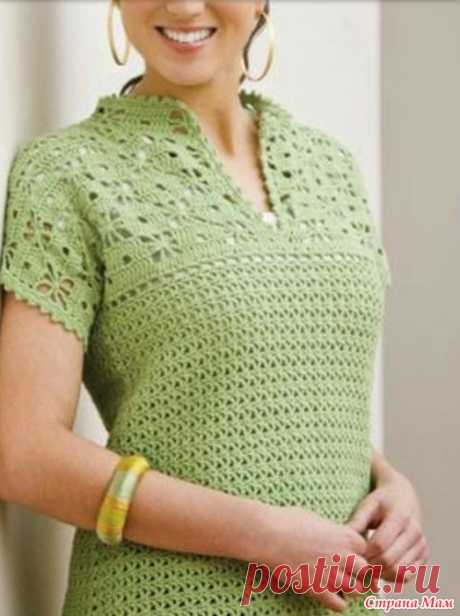 зеленый топ