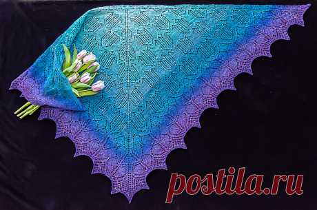 Ravelry: A Blessing of Bellflowers pattern by Denise Bartels