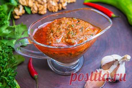 СМОТРИТЕ: Аджика «Кобра» на зиму. Самый простой и вкусный рецепт из сухой аджики