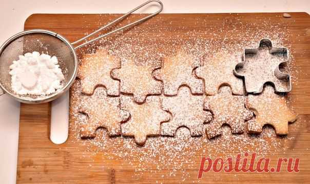 Песочное тесто + печенье.