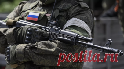 ТАСС: российский боец отбил дрон прикладом автомата и спас сослуживцев. Российский военнослужащий отбил украинский дрон прикладом автомата и спас от гибели пятерых сослуживцев. Читать далее