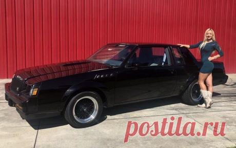 Культовый Buick GNX без пробега продадут на аукционе . Тут забавно !!!