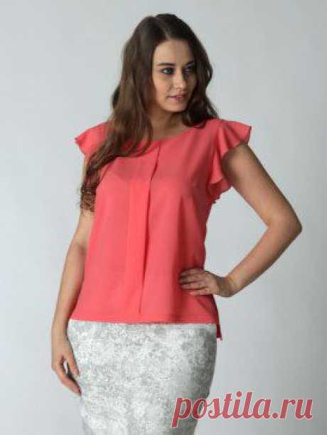 Блузка из ткани &quot;шелк&quot; прямого силуэта. 
Рукав &quot;крыло&quot;. 
Горловина с округлым вырезом.
Ткань : 60%-Вискоза, 37%-ПЭ,3% Лайкра
Размеры 48-56