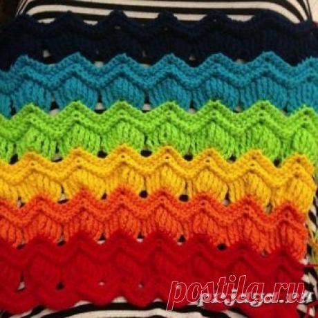 Зигзагообразный узор крючком