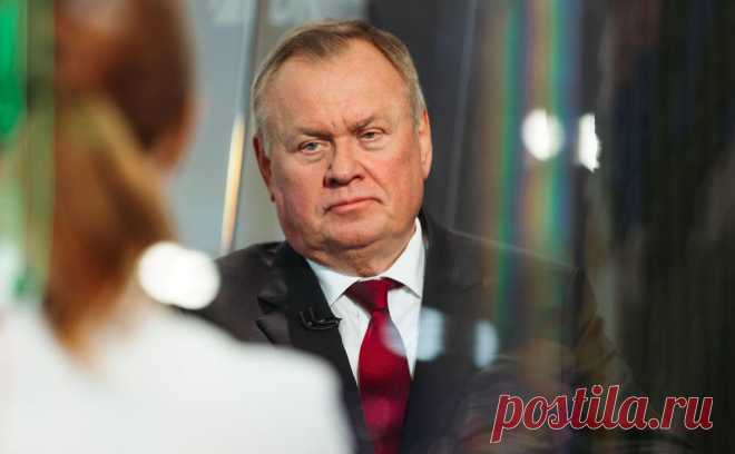 Глава ВТБ призвал создать «Дубайклир» как альтернативу Euroclear. Россия вместе со странами глобального Юга должна создать альтернативы международным институтам, в частности, таким как SWIFT и Euroclear, уверен глава ВТБ Андрей Костин. По его словам, «этот процесс пошел»