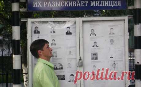 В Забайкалье пьяный мэр города с топором напал на полицейских. Мэр города Сретенск в Забайкальском крае Евгений Киргизов, будучи пьяным, напал с топором на сотрудников полиции.