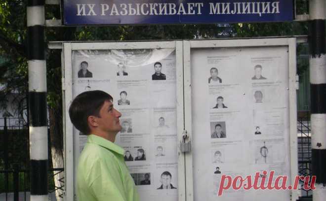 В Забайкалье пьяный мэр города с топором напал на полицейских. Мэр города Сретенск в Забайкальском крае Евгений Киргизов, будучи пьяным, напал с топором на сотрудников полиции.