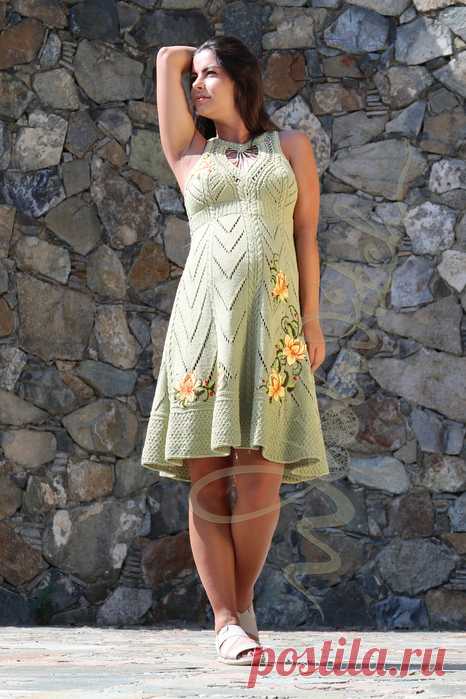 Первое платье из коллекции для беременных