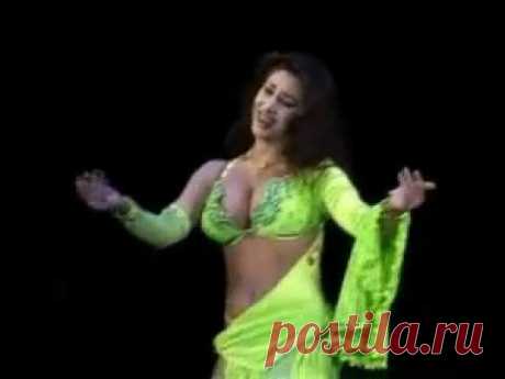 Russian Belly dancer Maria Shashkova - Shik Shak Shok.mp4