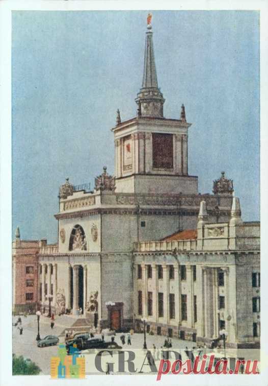 Волгоград, Россия - Железнодорожный вокзал - 1962-й год - г3817 | GRADY.ru