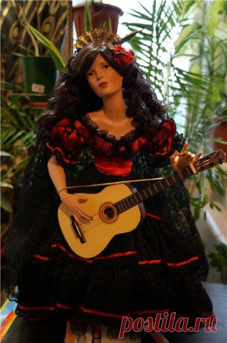 Фарфоровая кукла Carmelita Spanish Dancet / Фарфоровые куклы / Шопик. Продать купить куклу / Бэйбики. Куклы фото. Одежда для кукол