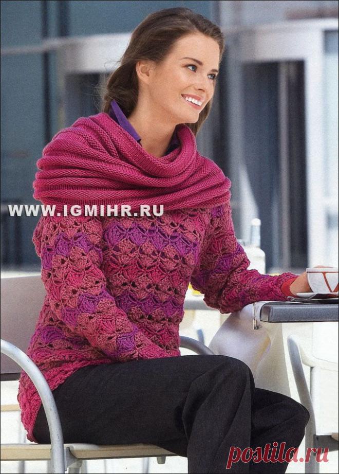 Пуловер с изящным ажурным узором, дополненный шарфом-петлей. Крючок и Спицы | igmihr.ru