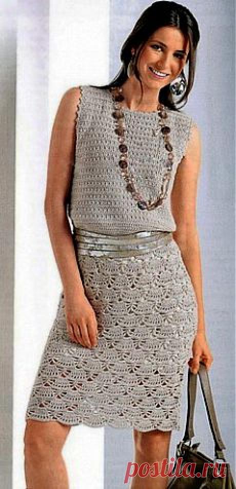 Вязаное платье с веерным узором. Описание и схемы. |